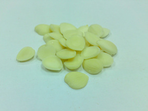 光中杏 Blandched ahricot kernels